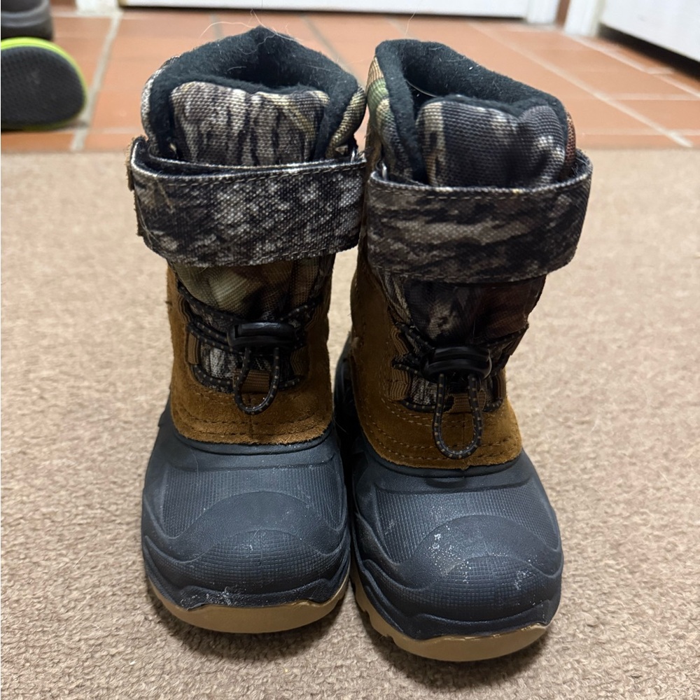 Ozark Trail Kids Boots - Black and Brown